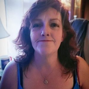 Meet your Posher, Gina